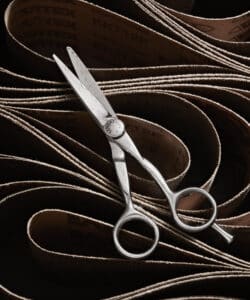 Pair of Tondeo Sensation scissors Tondeo company. Tondeo will be exhibiting at HairCon.