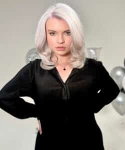 Hair Model for Sarah Louise Keane, Sarah Louise will be appearing on the main stage at HairCon.