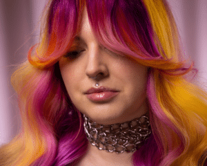 Crazy Color Model | Brand | HairCon